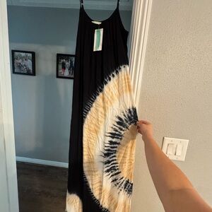 Tie-Dye Maxi Dress